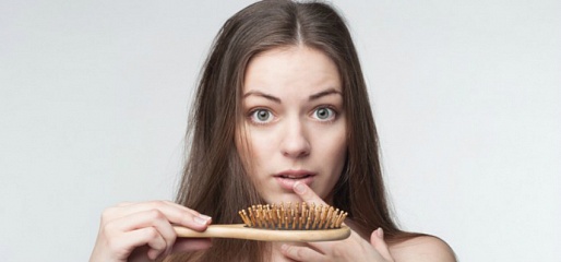 Выпадение волос у женщин: причины и решение проблем